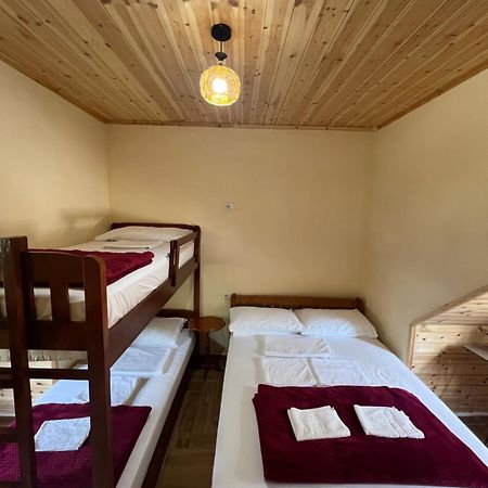 Guest House Shtepiza Theth Exterior foto