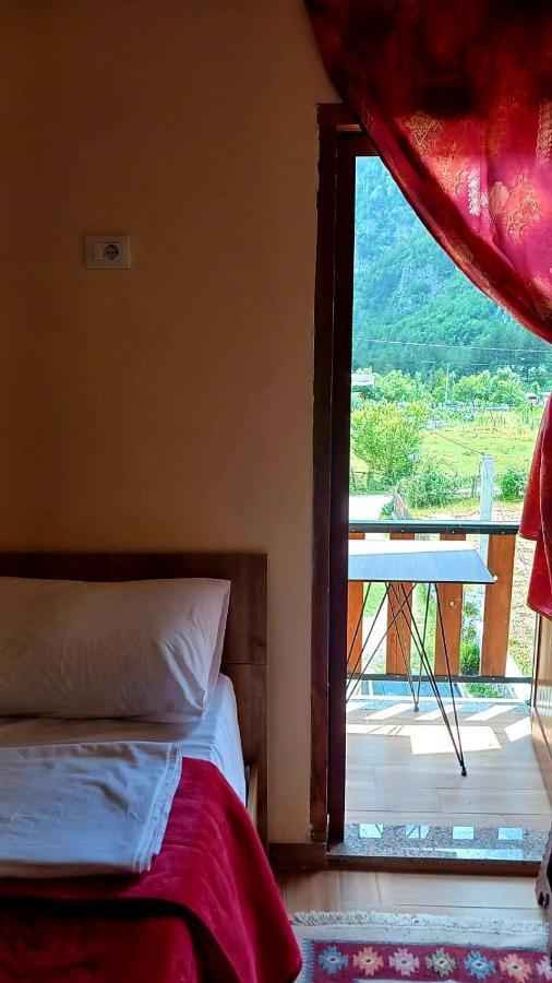 Guest House Shtepiza Theth Exterior foto